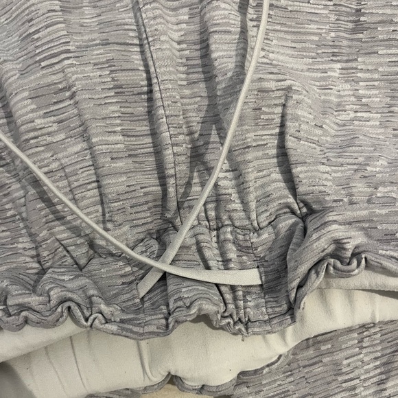 Lululemon Stretch High-Rise Jogger Size 2 - Picture 6 of 7